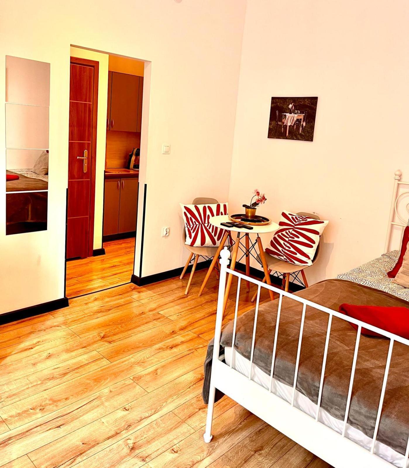 Best 1 Room Condo In Warszawa Center Exteriör bild